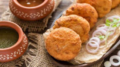 Photo of मिनटों में होगी तैयार शाम की चाय के साथ बनाएं आलू मसाला कचौड़ी