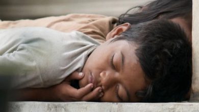 Photo of इस गांव में एक-एक हफ्ते बेसुध होकर सोते हैं लोग वजह जानकर हैरान रह जाएंगे आप