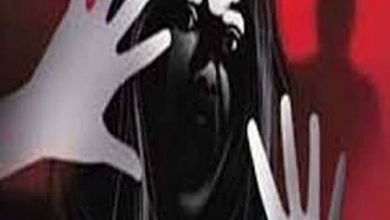 Photo of हैवानियत की सारी हदें पार: घर में घुसकर किया कोरोना संक्रमित युवती का गैंगरेप और फिर…