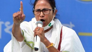 Photo of रुझानों में TMC को बहुमत लेकिन ममता बनर्जी पिछड़ीं, जानें अब तक का पूरा हाल…