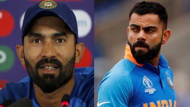 Photo of वीडियो: कमेंट्री कर रहे Dinesh Kartik से मजे ले हुए नजर आए Virat Kohli, दिया मजेदार रिएक्शन