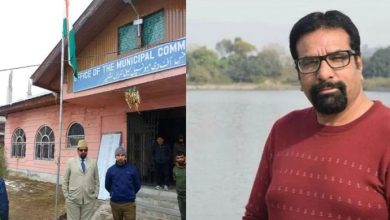 Photo of जम्मू कश्मीर: आतंकियों ने गोली मारकर की BJP काउंसलर राकेश पंडिता की हत्या, जारी सर्च ऑपरेशन