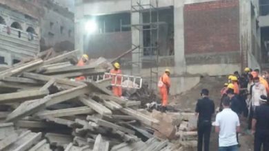 Photo of वाराणसी में जर्जर भवन गिरने से 2 लोगों की गई जान, 6 घायल