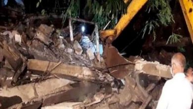 Photo of बड़ी खबर: मुंबई के बांद्रा में इमारत का गिरा हिस्सा गिरने से एक व्यक्ति की मौत
