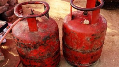 Photo of मोदी सरकार ने LPG सिलेंडर इस्तेमाल करने वाले ग्राहकों को दी बड़ी राहत, एक बार जरूर पढ़ ले पूरी खबर…