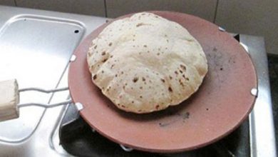 Photo of क्या आपने कभी खाई हैं मिट्टी के तवे पर बनी रोटी , फायदे जानकर हो जाएगे हैरान…