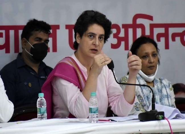 Photo of UP में अगले साल होने वाले विधानसभा चुनाव के लिए कांग्रेस पार्टी ने उम्मीदवारों के चयन की दिशा में बढ़ाए कदम, 30 सितंबर को होगी स्क्रीनिंग कमेटी की बैठक