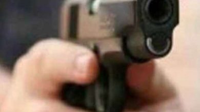Photo of बेगमपुर इलाके में हुई जोरदार फायरिंग में मारा गया एक बदमाश, 2 पुलिसकर्मी हुए घायल….
