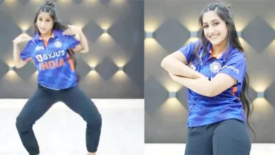 Photo of युजवेंद्र चहल की वाइफ धनश्री वर्मा ने टीम इंडिया की जर्सी पहनकर डांस फ्लोर पर लगाई आग