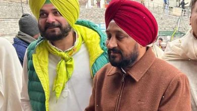 Photo of केदारनाथ के दर्शन लिए पहुंचे पंजाब के सीएम चरणजीत सिंह चन्नी व नवजोत सिंह सिदधू