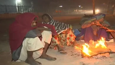 Photo of पहाड़ों में हो रही बर्फबारी के चलते लगातार बढ़ रही ठंड, जानें अपने शहर का मौसम