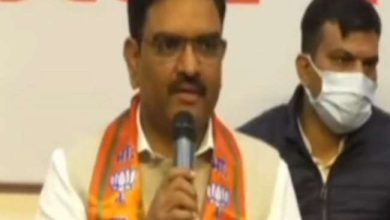 Photo of कानपुर के पहले पुलिस कमिश्नर रहे आइपीएस अधिकारी असीम अरुण वीआरएस लेने के बाद  BJP में हुए शामिल