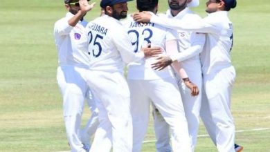 Photo of दक्षिण अफ्रीका ने दो विकेट के नुकसान पर बनाए 36 रन, महाराज और पीटरसन क्रीज पर