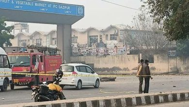 Photo of दिल्ली के सबसे बड़े फूल मार्केट में हुए धमाके के बाद बढ़ी कड़ी सुरक्षा, अब अगले आदेश तक के लिए बंद किया मंडी