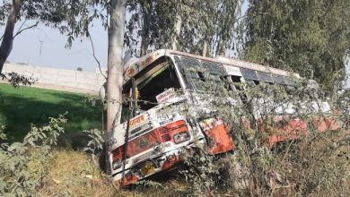 Photo of पानीपत में सड़क हादसे का मामला आया सामने, ओवरटेक करने के चक्कर में दो प्राइवेट बसों में जोरदार हुई टक्कर, 10 से ज्यादा घायल