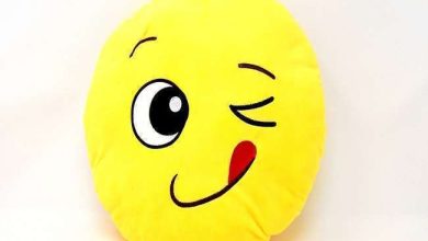 Photo of गांव की एक खूबसूरत लड़की को होटल में उदास बैठा देख पप्पू बोला…