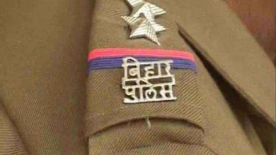 Photo of शराब और भ्रष्टाचार में संलिप्त 10 और 11 भगोड़े सिपाहियों को किया बर्खास्त, पुलिस लाइन से चुराई थी बुलेट बाइक…. 