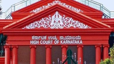Photo of स्कूल-कालेजों में हिजाब विवाद को लेकर कर्नाटक हाईकोर्ट में सुनवाई हुई शुरु, HC ने की मीडिया से जिम्मेदार बनने की अपील