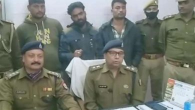 Photo of गोरखपुर में भाग रहे तीन पशु तस्करों को पुलिस ने किया गिरफ्तार, 38 गोवंश कराए गए मुक्त