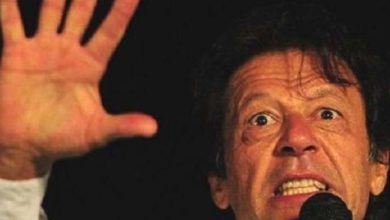 Photo of अपनी सरकार के खिलाफ विपक्ष की ओर से लाए गए प्रस्‍ताव के बाद बौखला गए पीएम इमरान खान