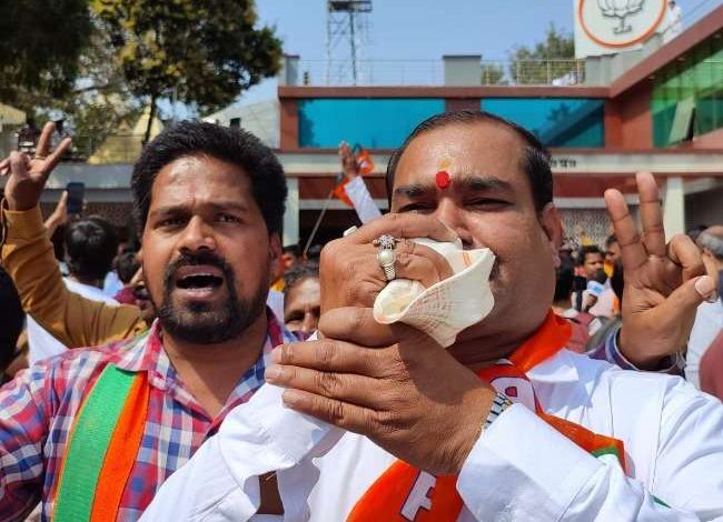 Photo of एक बार फिर कैंट सीट पर लहराता दिख रहा बीजेपी का विजय ध्वज, पढ़े पूरी खबर