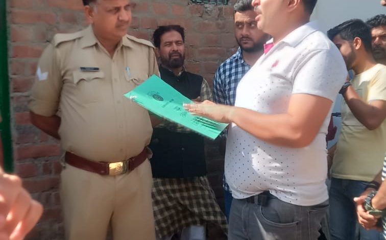 Photo of सज्जादिया कालोनी के कई निर्धन लोगों के मकानों पर कब्जे का खतरा मंडराना शुरू