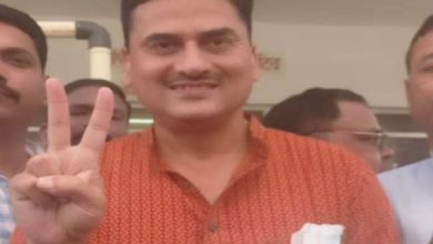 Photo of गोरखपुर-महाराजगंज स्थानीय प्राधिकारी निर्वाचन क्षेत्र से भाजपा के सीपी चंद ने मारी बाजी…