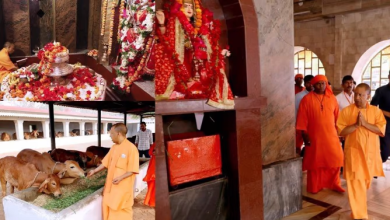 Photo of सीएम योगी ने नवरात्र के पहले दिन आदिशक्ति मां पाटेश्वरी देवीपाटन शक्तिपीठ की पूजा-अर्चना