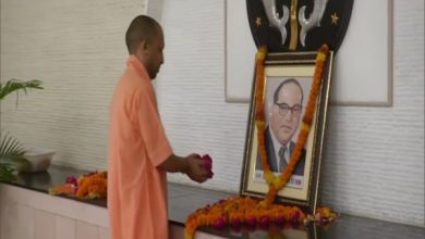 Photo of सीएम योगी ने बाबा साहेब डाक्टर भीमराव आम्बेडकर की 131वीं जयंती पर उनको किया नमन