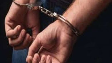 Photo of बाहरी जिले की स्पेशल स्टाफ टीम ने गड्डी बाज गैंग के दो बदमाशों को किया गिरफ्तार, भोले-भाले लोगों को फंसाकर करते थे ठगी…