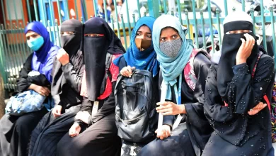 Photo of कर्नाटक में बार फिर गहराया हिजाब और मलाली मंदिर-मस्जिद का विवाद, पढ़े पूरी खबर