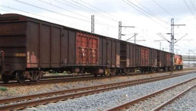 Photo of जौनपुर जिले में महिला ने बच्ची संग देर रात मालगाड़ी के आगे छलांग लगाकर दी जान, शुरू हुई शवों की शिनाख्‍त की कोशिश…