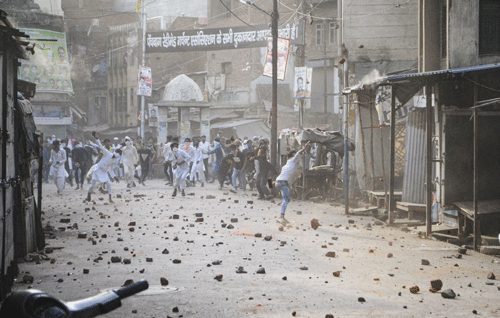Photo of कानपुर हिंसा: एसआईटी ने एक बार फिर किया मुआयना￼