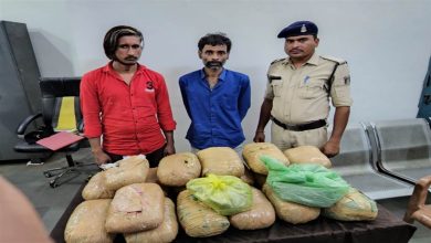 Photo of  रायपुर में अलग-अलग इलाकों से पुलिस ने 24 किलो 800 ग्राम गांजा बरामद समेत 4 आरोपितों को भी किया गिरफ्तार