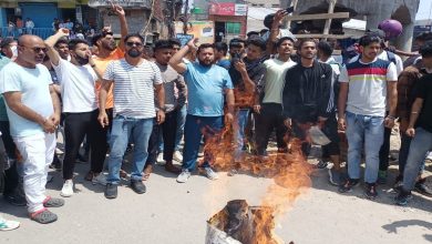Photo of उत्तराखंड: सड़कों पर उतरा युवाओं का सैलाब, पिथौरागढ़ में चक्का जाम