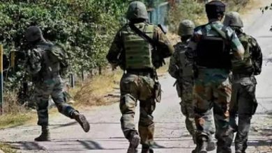 Photo of आतंकी वानी का मकान होगा कुर्क, पिता और तीन भाई गिरफ्तार￼
