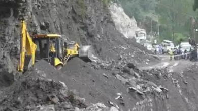 Photo of उत्तराखंड में आफत की बारिश जारी, 166 सड़कें बंद 