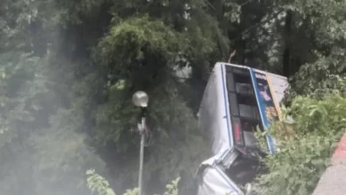 Photo of उत्तराखंड: सड़क से नीचे गिरी 39 यात्रियों से भरी बस, 15  घायल