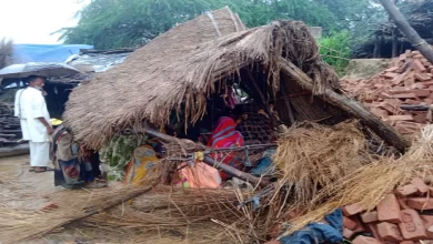 Photo of यूपी: इटावा में लगातार हो रही बारिश ने मचाई तबाही, दीवार गिरने से 10 की मौत￼