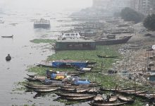 Photo of बांग्लादेश: नदी में नाव के पलट जाने से कम से कम 23 लोगों की हुई मौत, कई लापता 