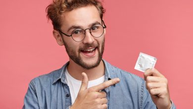 Photo of कंडोम पहनते वक्त लड़के जरूर करते हैं ये गलतियां, जान ले सही तरीका