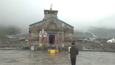 Photo of बारिश की चेतावनी के बाद रोकी गई केदारनाथ यात्रा