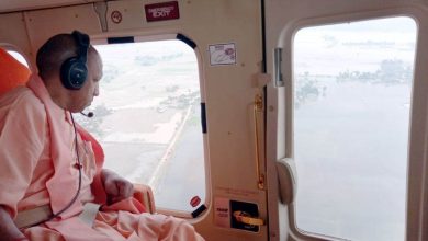 Photo of सीएम योगी ने किया बाढ़ प्रभावितों क्षेत्रों का हवाई सर्वेक्षण￼