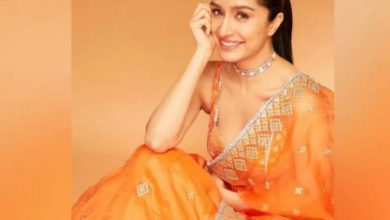 Photo of भाई दूज पर ट्राई कर सकती हैं श्रद्धा कपूर का ये देसी लुक
