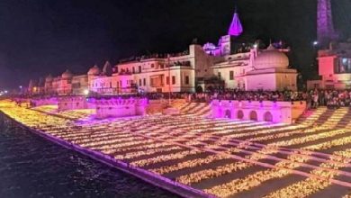Photo of दीपोत्सव की तैयारियों का जायजा लेने अयोध्या पहुंचे सीएम योगी