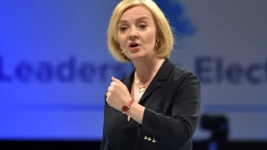 Photo of ब्रिटेन की प्रधानमंत्री लिज ट्रस को लेकर अखबारों ने छापे चुटकुले, जानें पूरा मामल