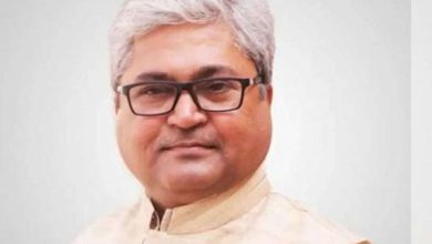 Photo of उत्तराखंड के प्रभारी दुष्यंत कुमार का विवादित बयान, कहा- कांग्रेसी मंदिरों में लड़कियां छेड़ने जाते हैं