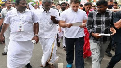 Photo of भारत जोड़ो यात्रा के दौरान राहुल गांधी ने कोरोना रोगियों  के परिवार के सदस्यों से की बातचीत, बोले…￼