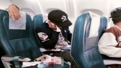 Photo of विमान में बैठे यात्री को अचानक लगी गोली, पूरा मामला जानकर हो जाओगे हैरान