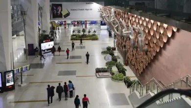 Photo of कस्टम विभाग के अधिकारियों ने सोने की तस्करी करने वाले दो लोगों को किया गिरफ्तार